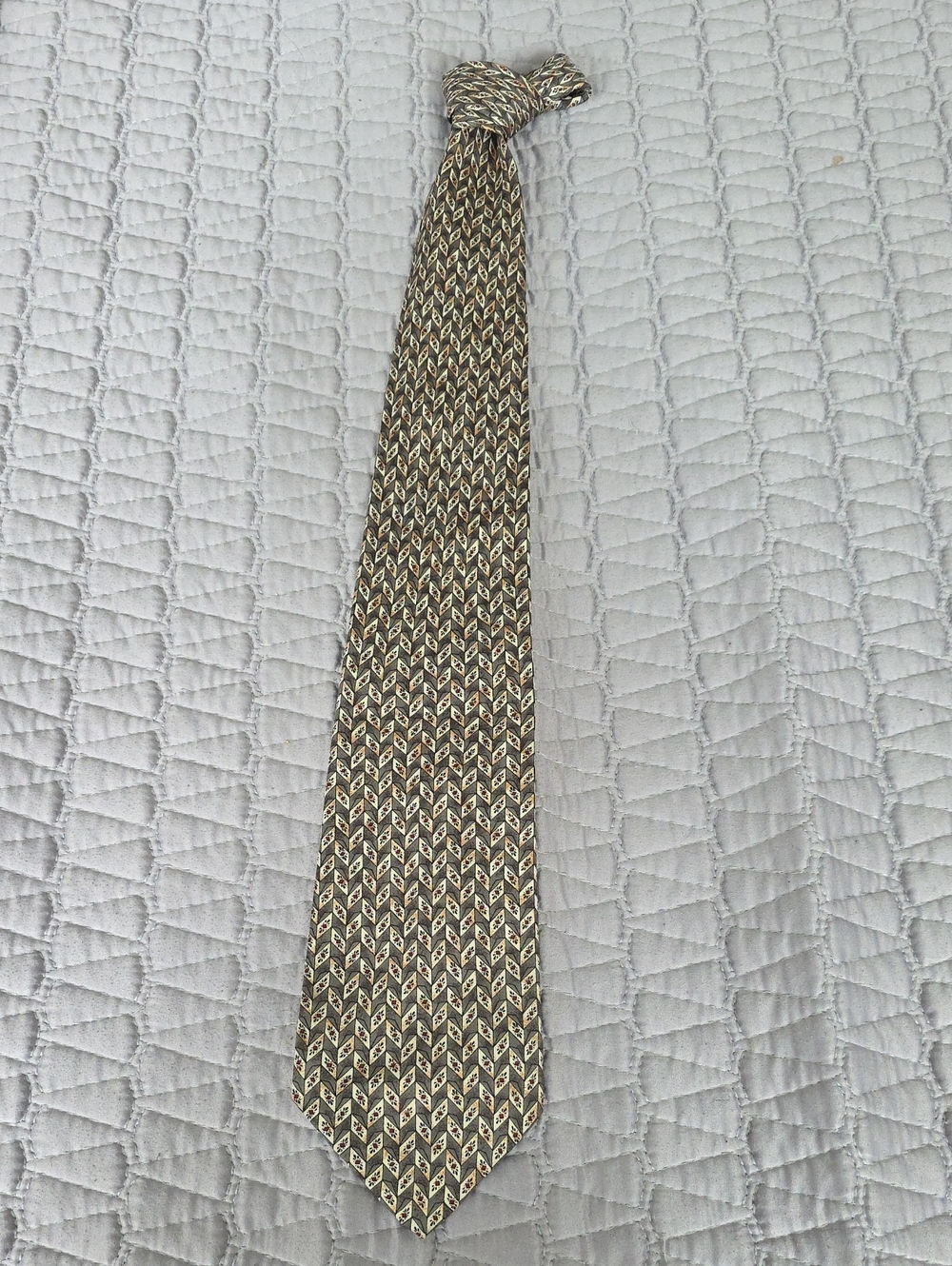 XMI Men's Taupe, Cream and Black Patterned Silk Tie - Elegant Geometric Design